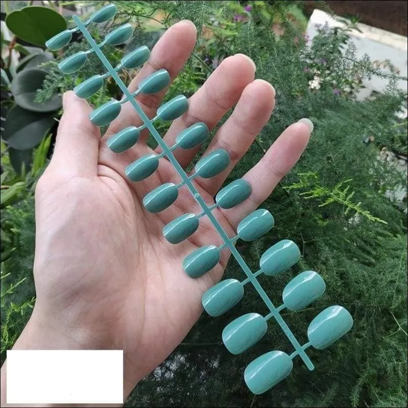 432 pcs/pack Mixed 18 Colors Full Short Round Nail Tips