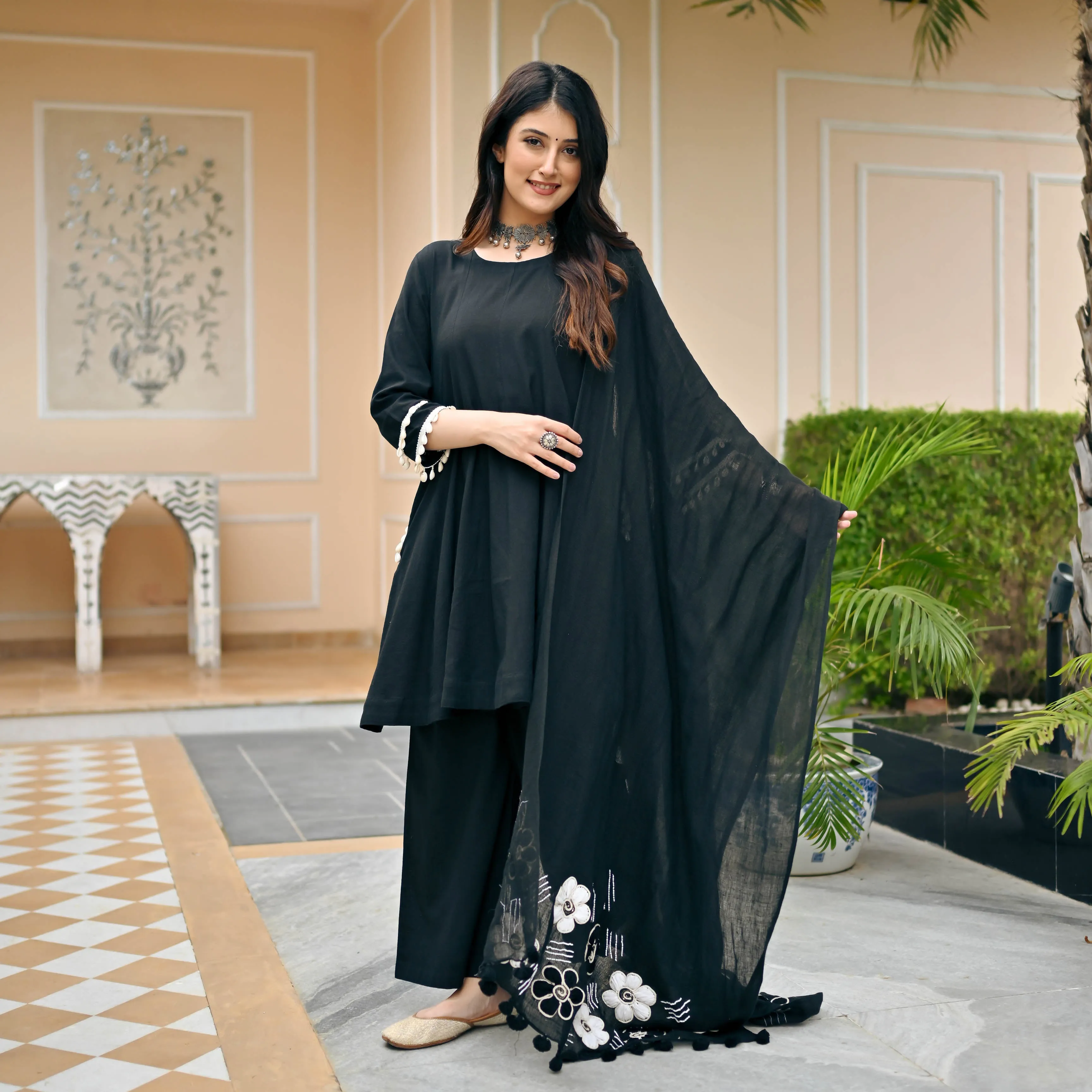 Bunaai Black Noir Suit & Embroidered Dupatta