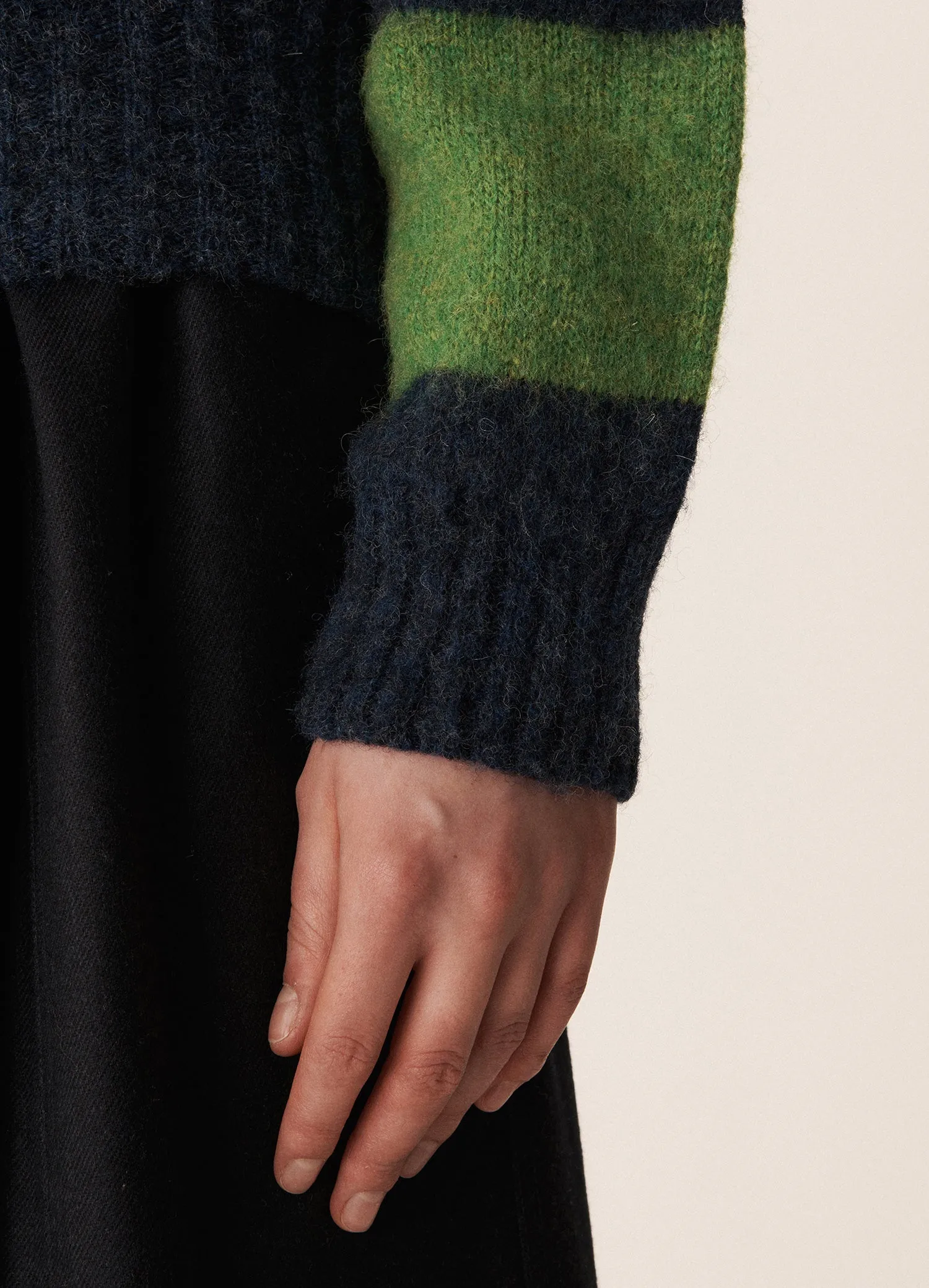 Jets Stripe Lambswool Crewneck - Navy/Green